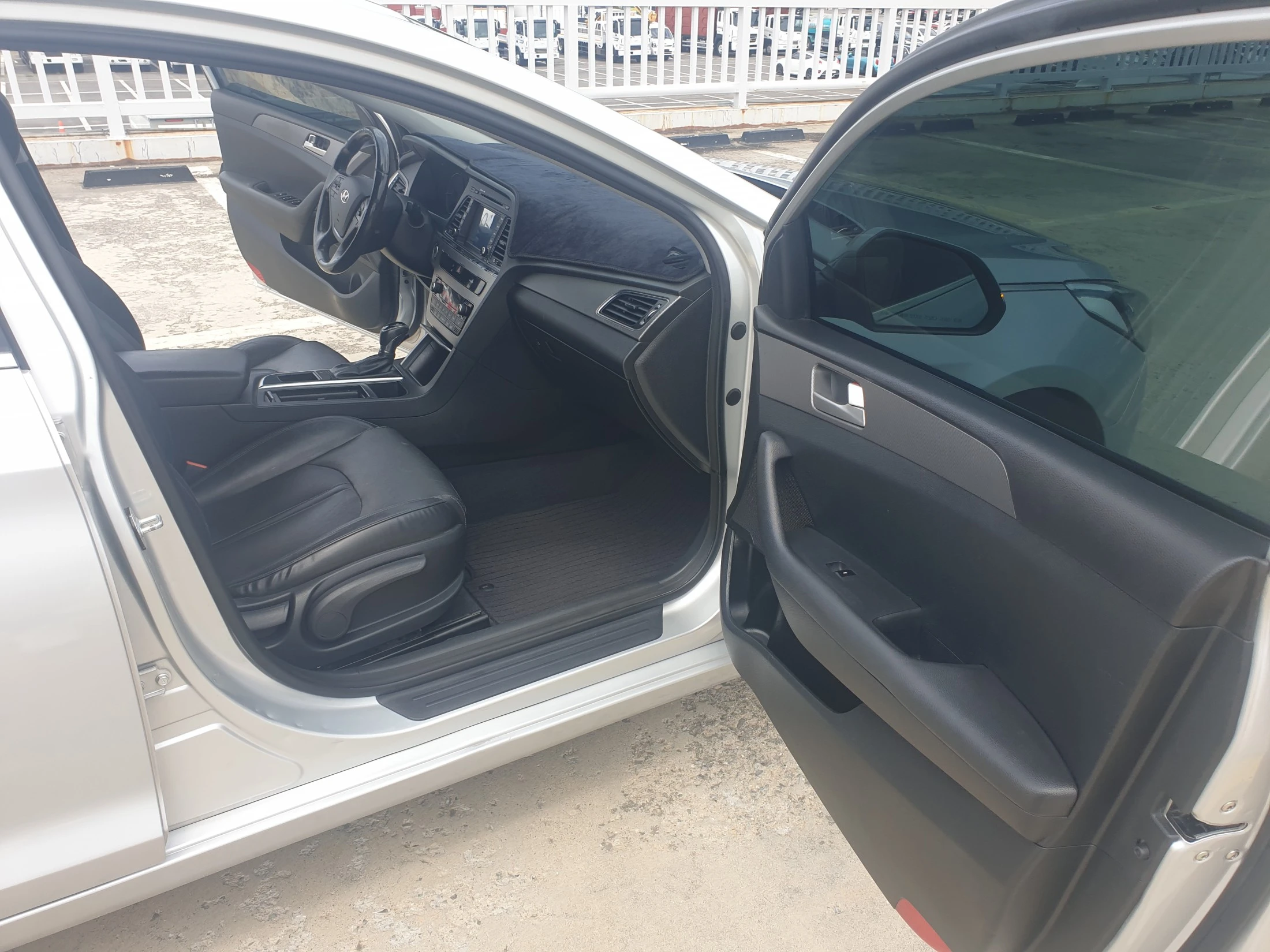 Hyundai Sonata LF Sonata, 2014 — фото 12