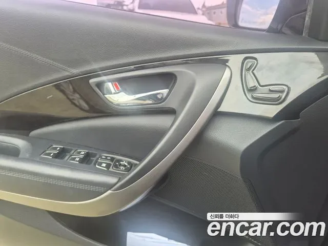 Hyundai Grandeur HG Hybrid, 2014 — фото 16