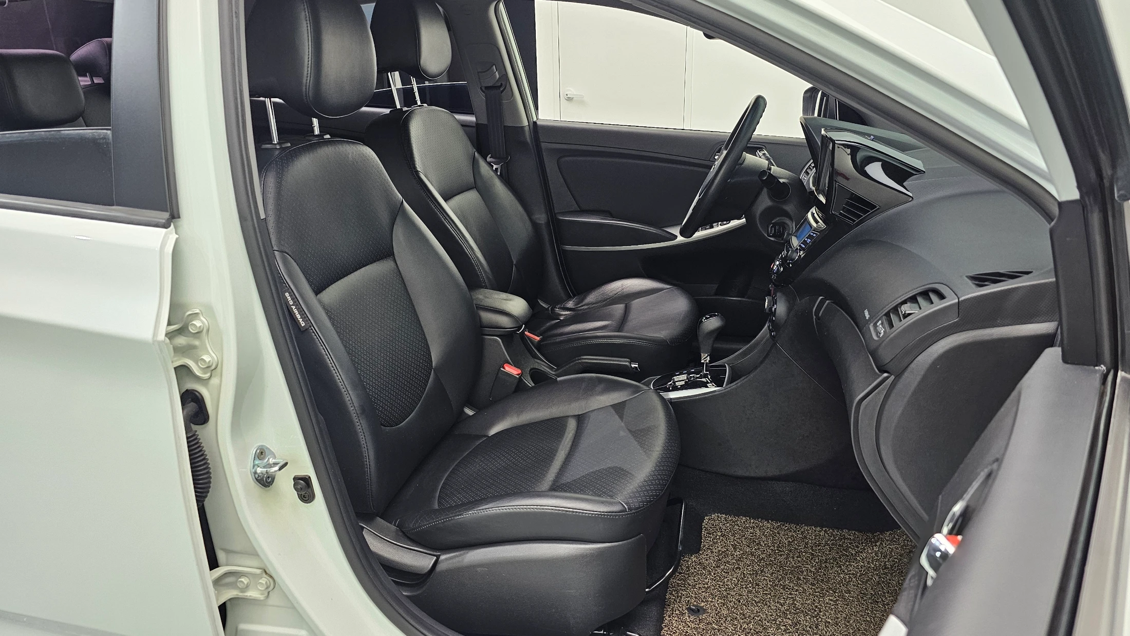 Hyundai Accent, 2012 — фото 26