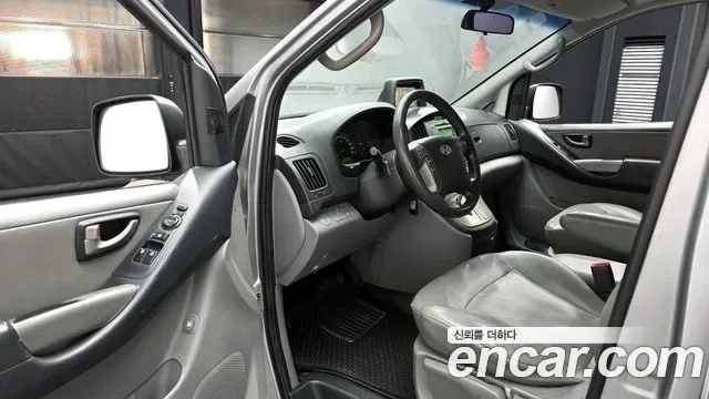 Hyundai Starex Grand Starex, 2012 — фото 10