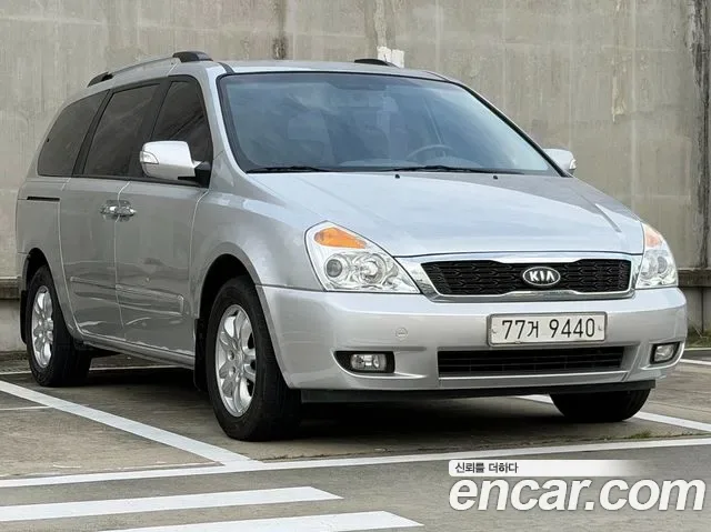Kia Canival Carnival R, 2012 — фото 3