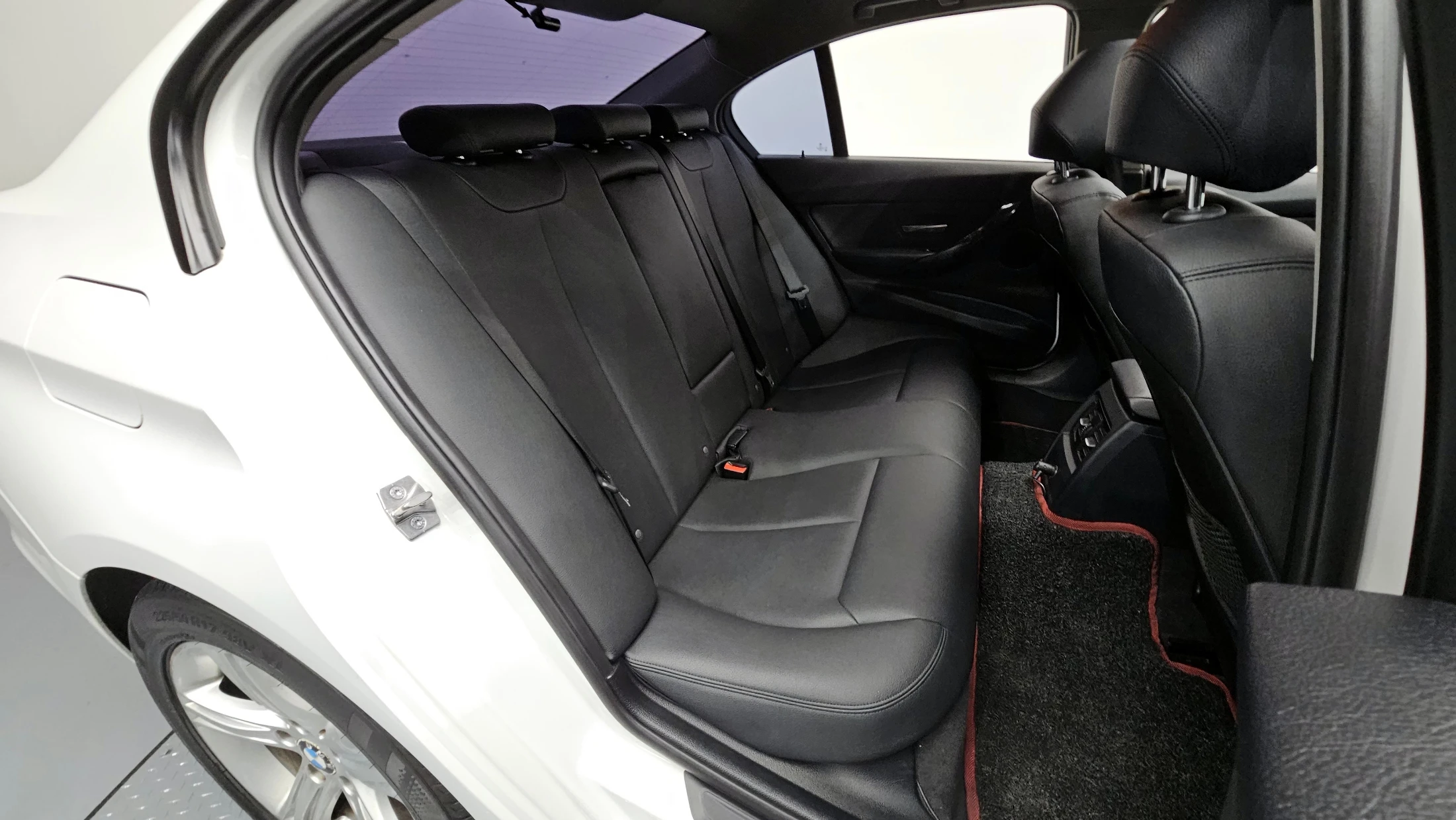 BMW 3-Series F30, 2013 — фото 12