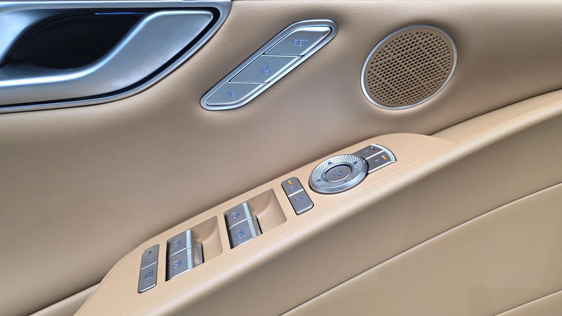 Genesis G80 RG3, 2025 — фото 11