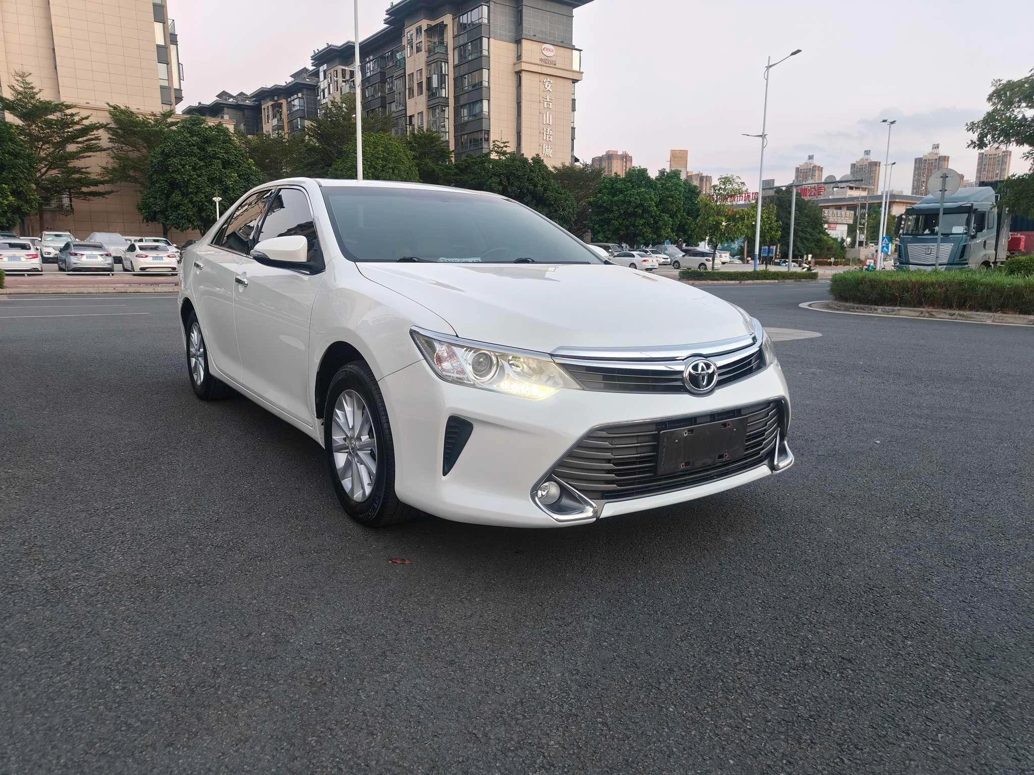 Toyota Camry, 2015 — фото 3