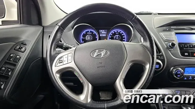 Hyundai Tucson ix, 2010 — фото 13