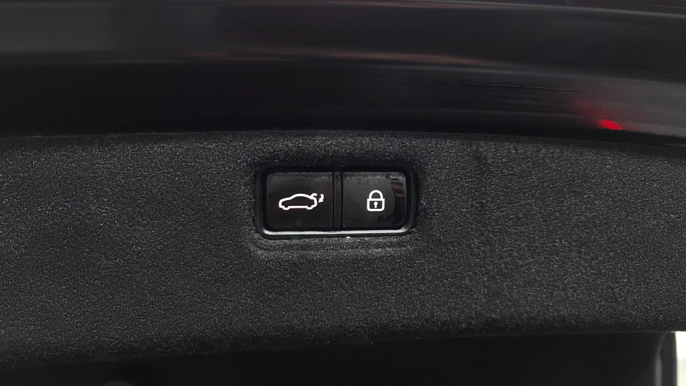 Genesis G80, 2017 — фото 19