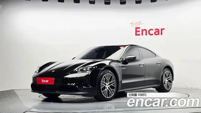 Porsche Taycan Tycan