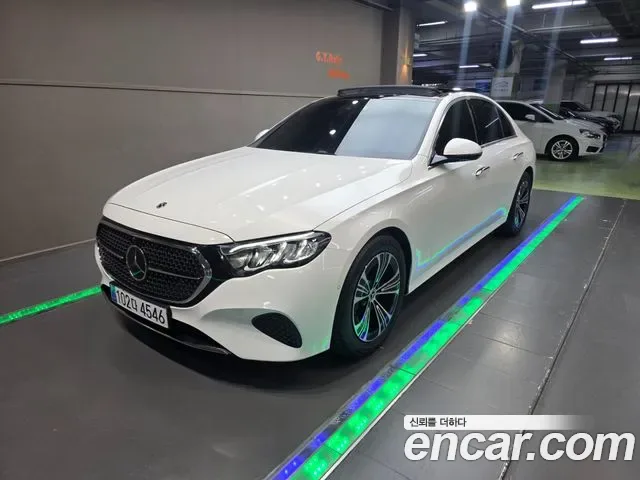 Mercedes-Benz E-Class W214