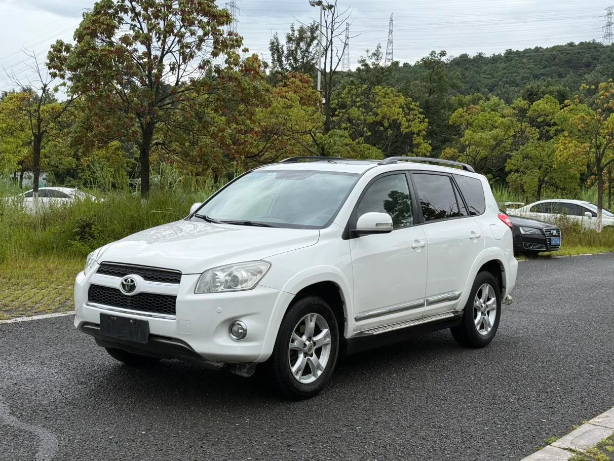 Toyota RAV4 Rongfang