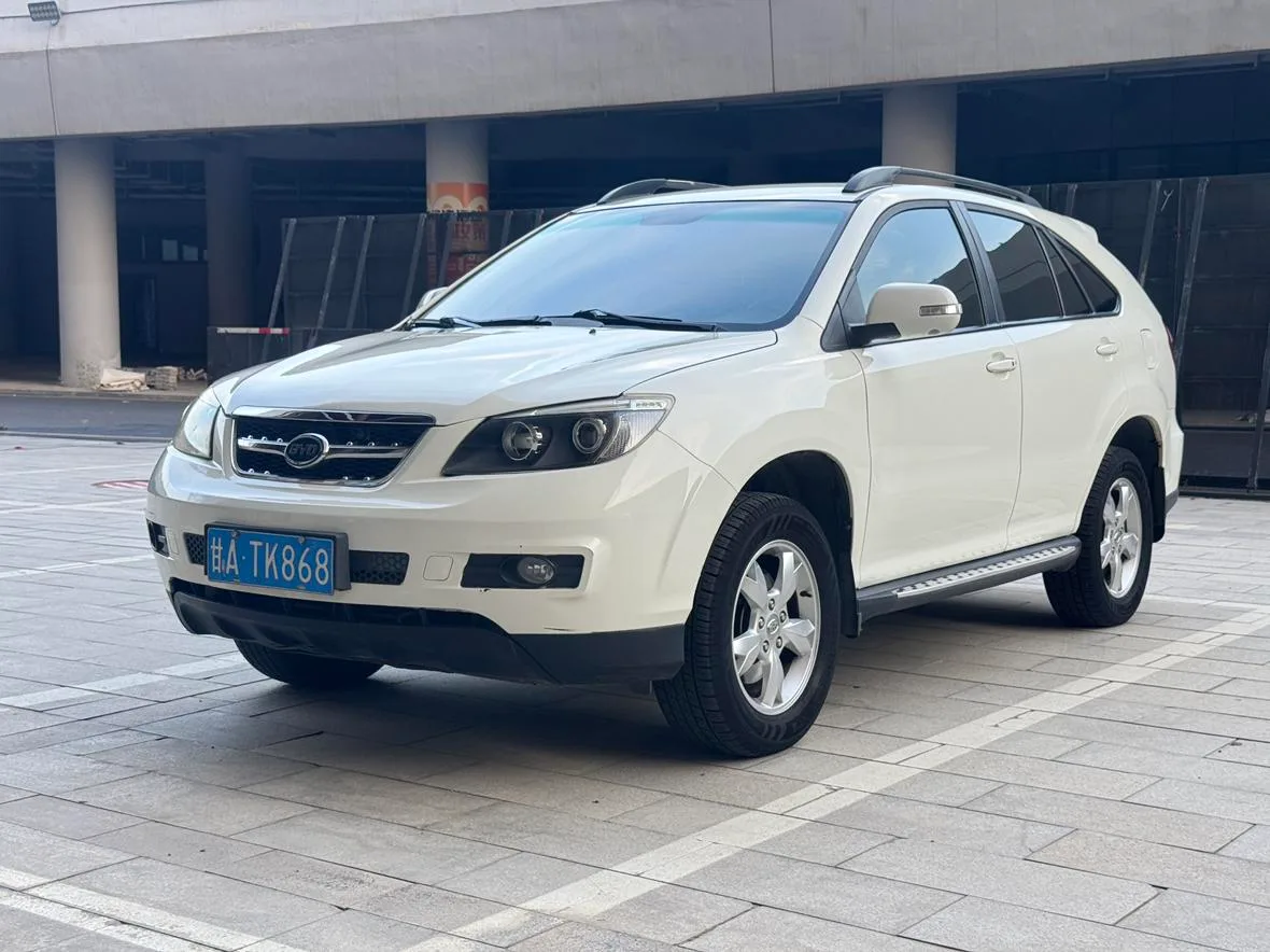 BYD S6