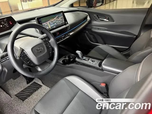 Toyota Prius, 2025 — фото 14