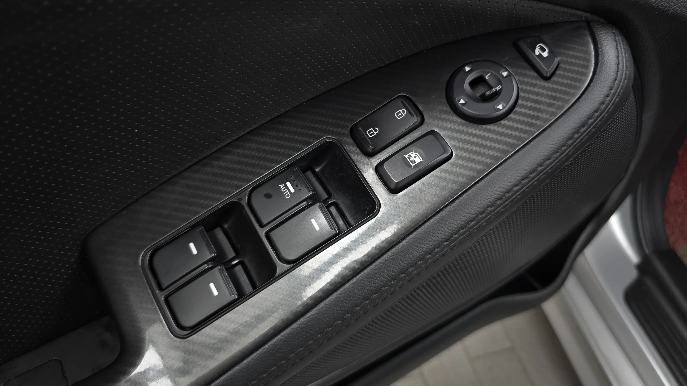 Kia K5 Hybrid, 2011 — фото 14