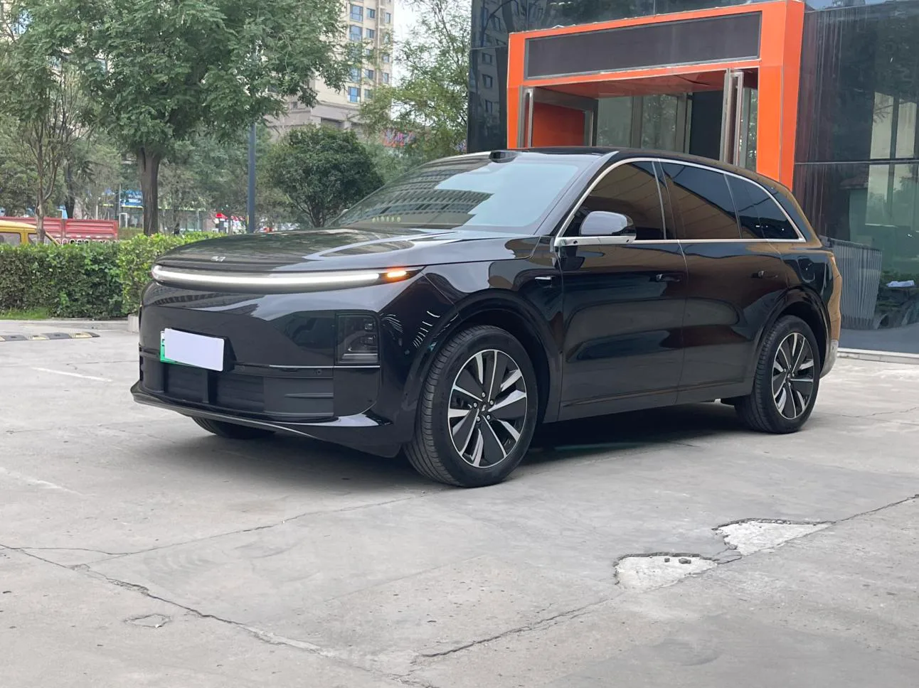 Li Auto Ideal L6