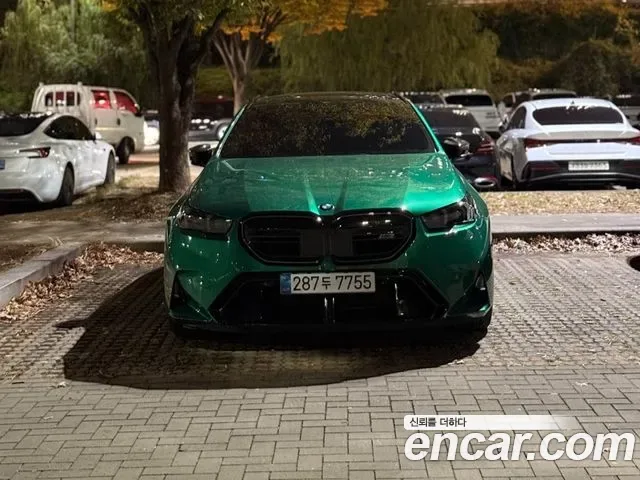 BMW M5 G90