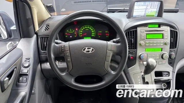 Hyundai Starex Grand Starex, 2010 — фото 13