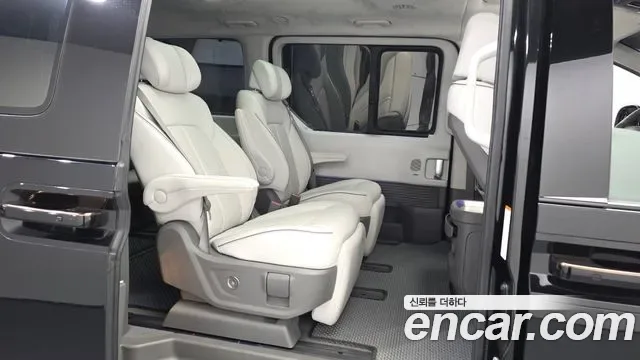 Hyundai Staria, 2025 — фото 12