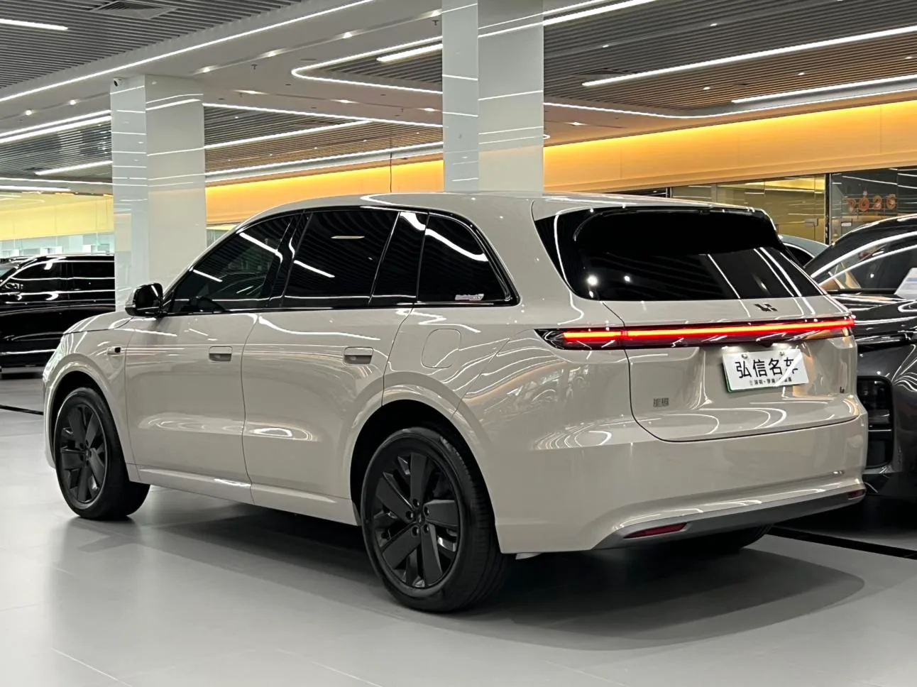 Li Auto Ideal L6, 2026 — фото 15