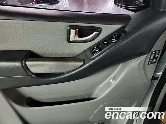 Hyundai Starex Grand Starex, 2012 — фото 20