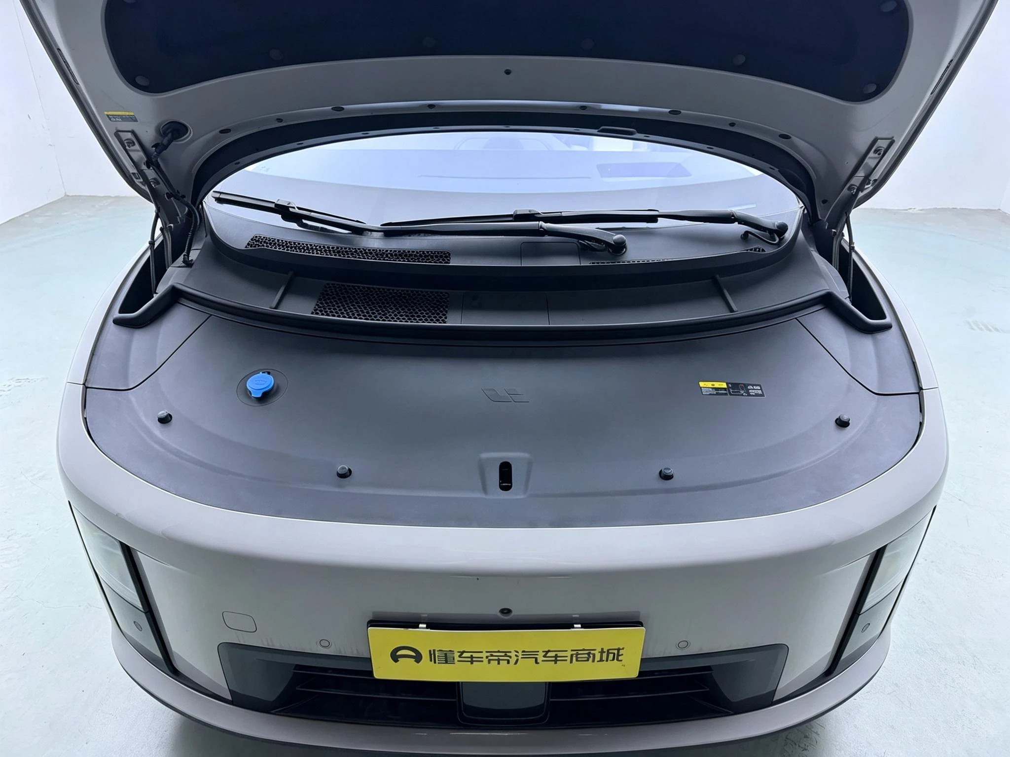 Li Auto ideal i8, 2025 — фото 17