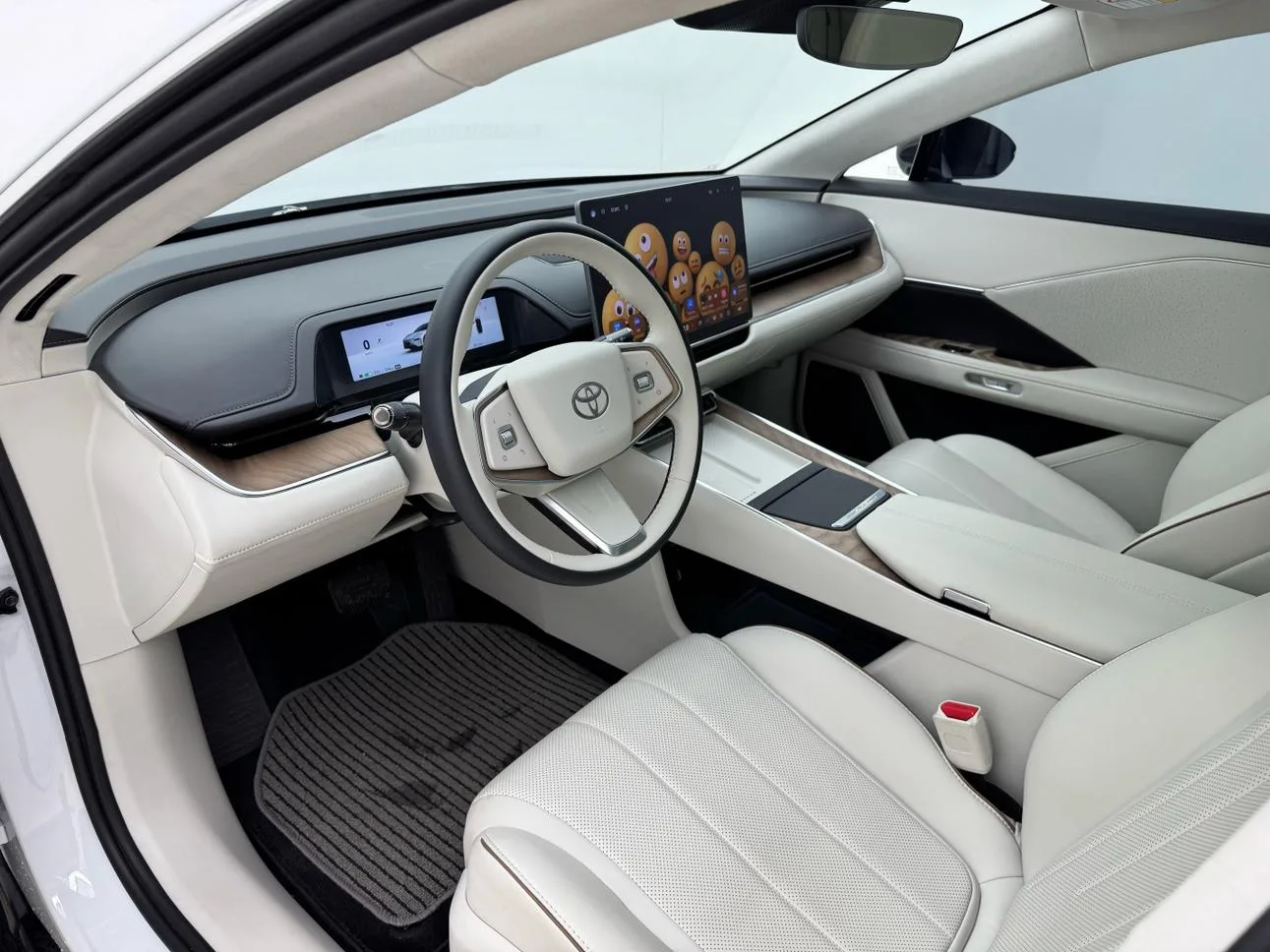 Toyota Platinum Intelligence 7, 2026 — фото 12