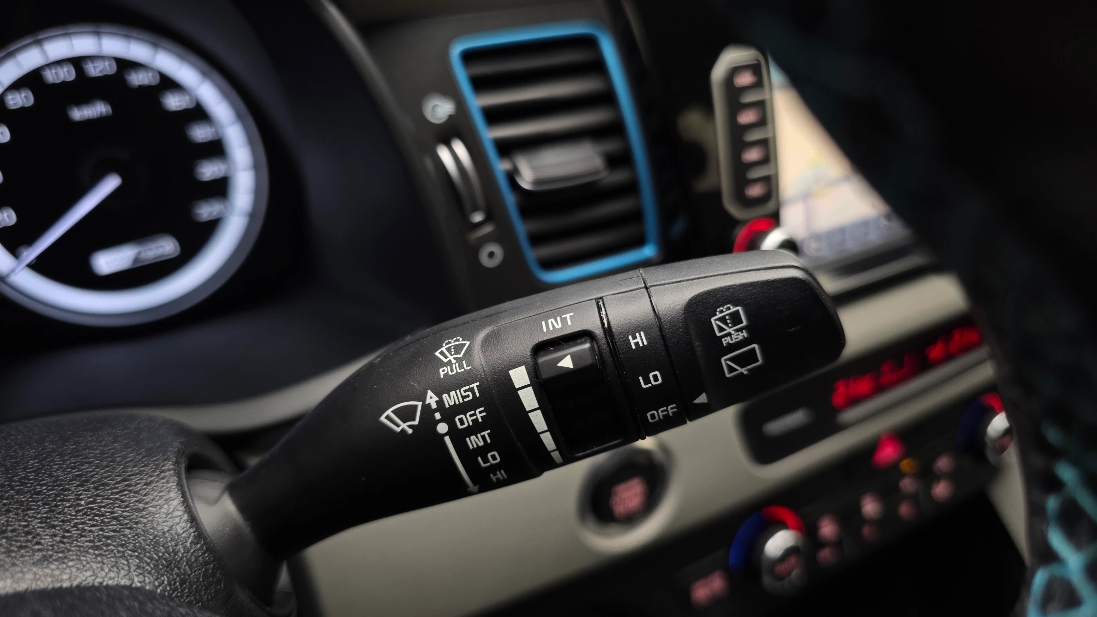 Kia Niro, 2017 — фото 19