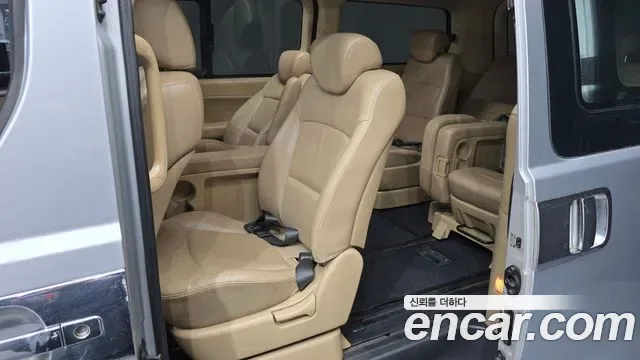 Hyundai Starex Grand Starex, 2008 — фото 12
