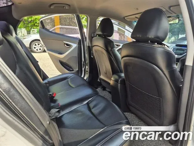 Hyundai Avante MD, 2010 — фото 12