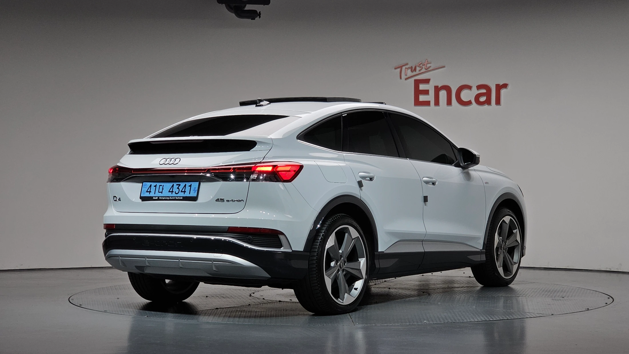 Audi Q4 E-Tron F4, 2026 — фото 2