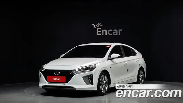 Hyundai Ioniq Ionic Hybrid, 2016 — внешний вид автомобиля