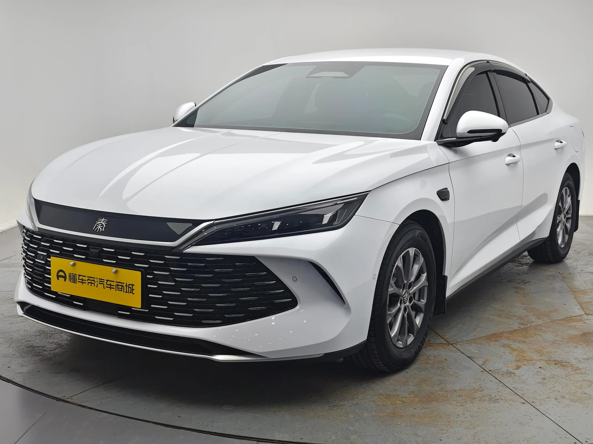 BYD Qin L DM