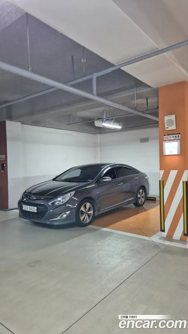 Hyundai Sonata Hybrid