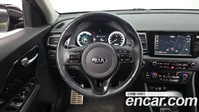 Kia Niro, 2016 — фото 13