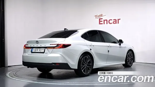 Toyota Camry xv80, 2025 — фото 2