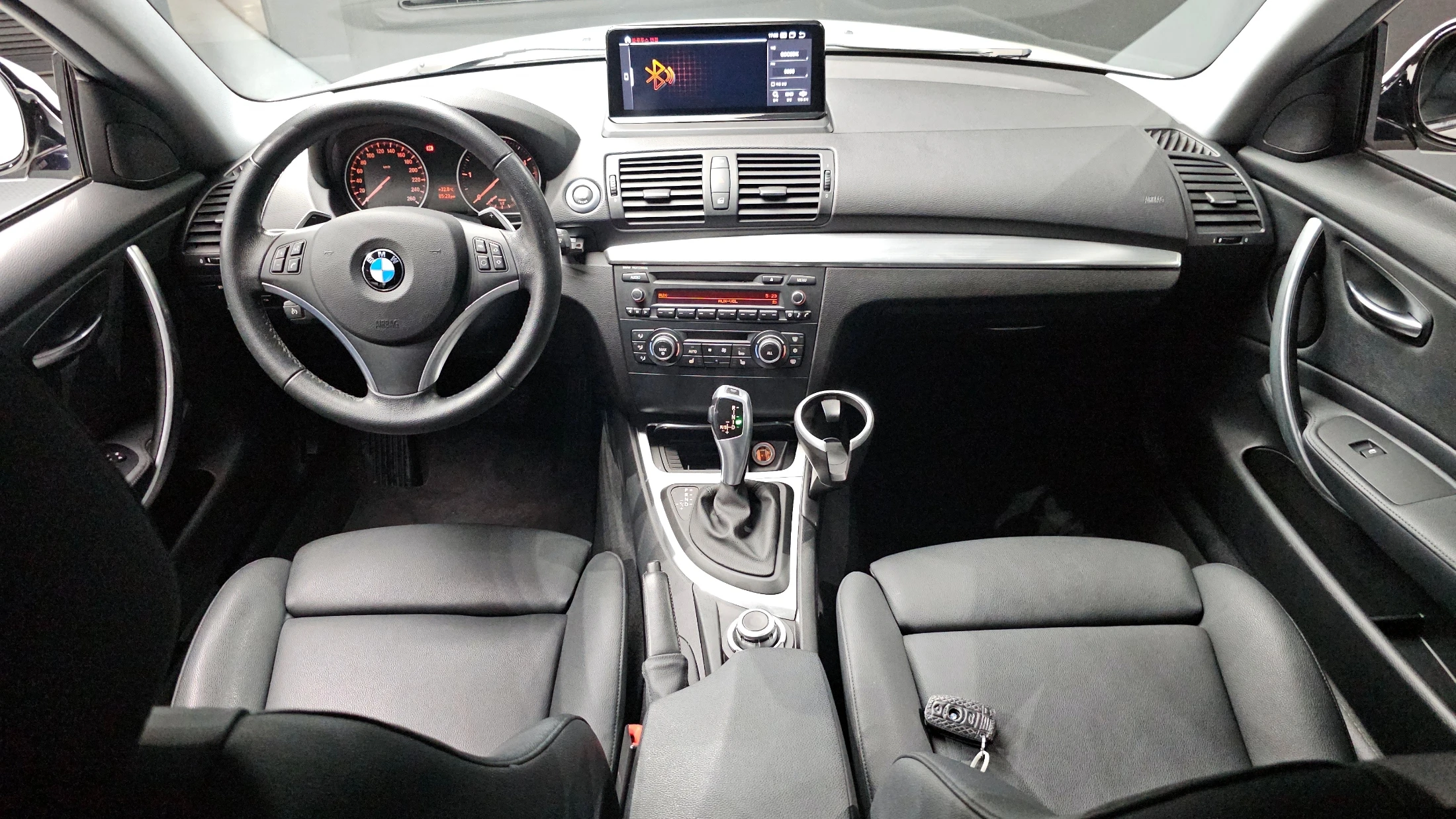 BMW 1-Series E82, 2011 — фото 7