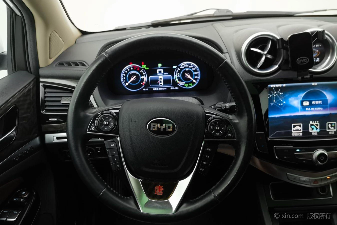 BYD Tang DM, 2015 — фото 15