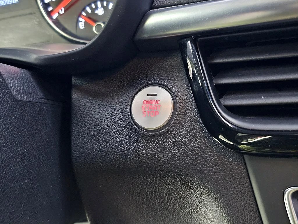 Kia K5 Hybrid, 2017 — фото 14