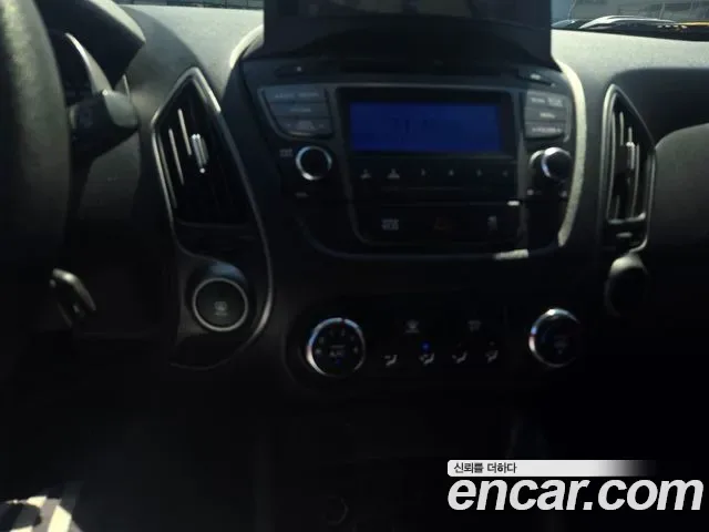 Hyundai Tucson ix, 2013 — фото 12