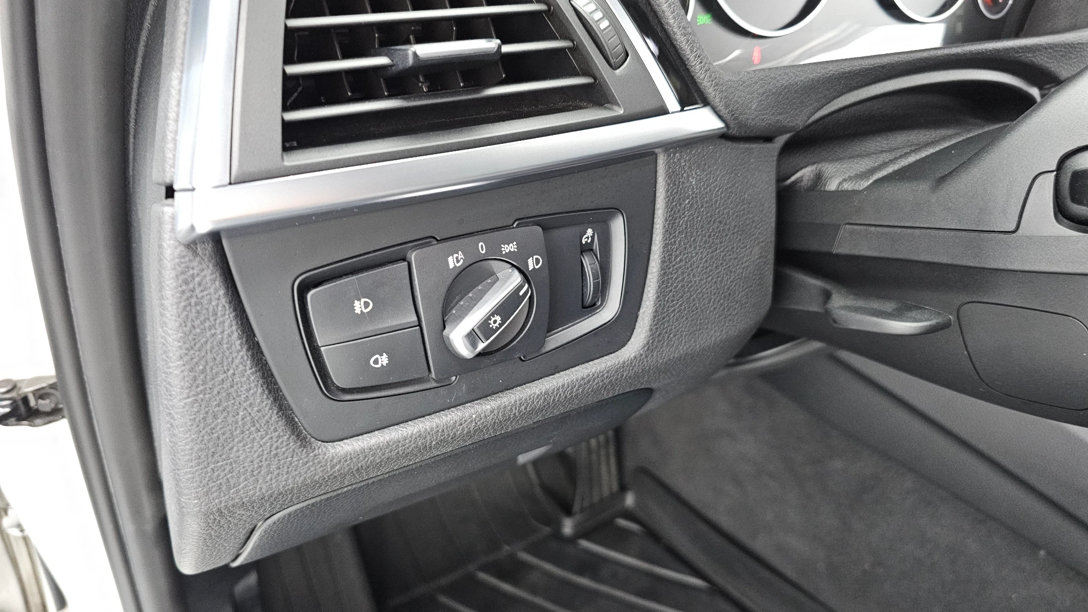 BMW 3-Series F30, 2015 — фото 14