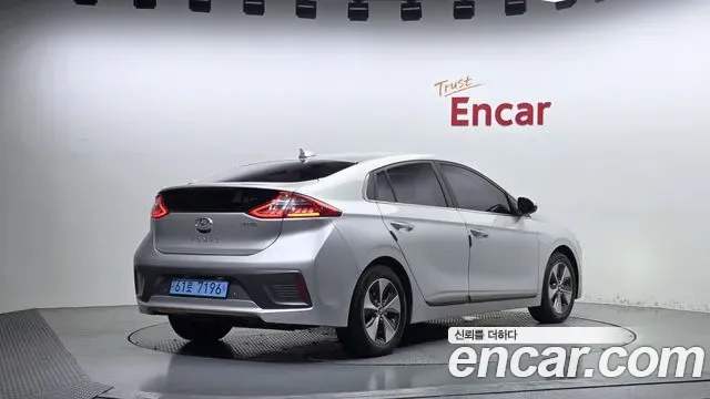 Hyundai Ioniq Ionic Electric, 2017 — фото 2
