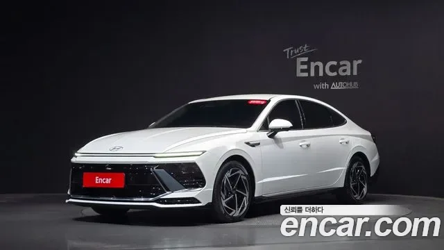Hyundai Sonata De Edge Hybrid (DN8)