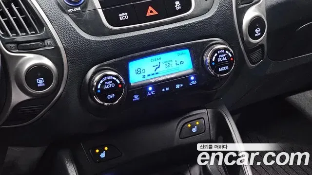 Hyundai Tucson ix, 2011 — фото 18