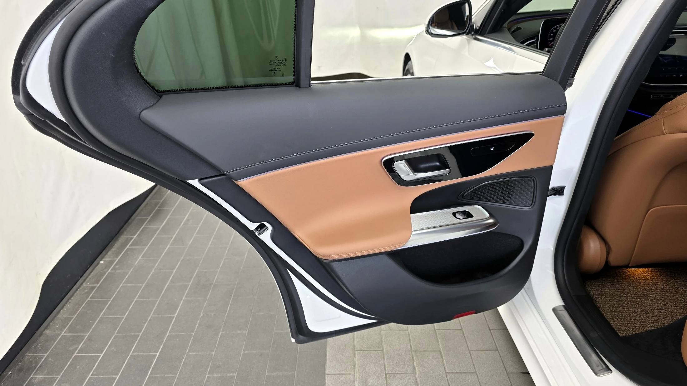 Mercedes-Benz E-Class W214, 2025 — фото 25