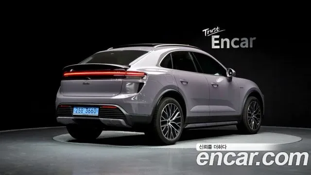 Porsche Macan EV, 2025 — фото 2