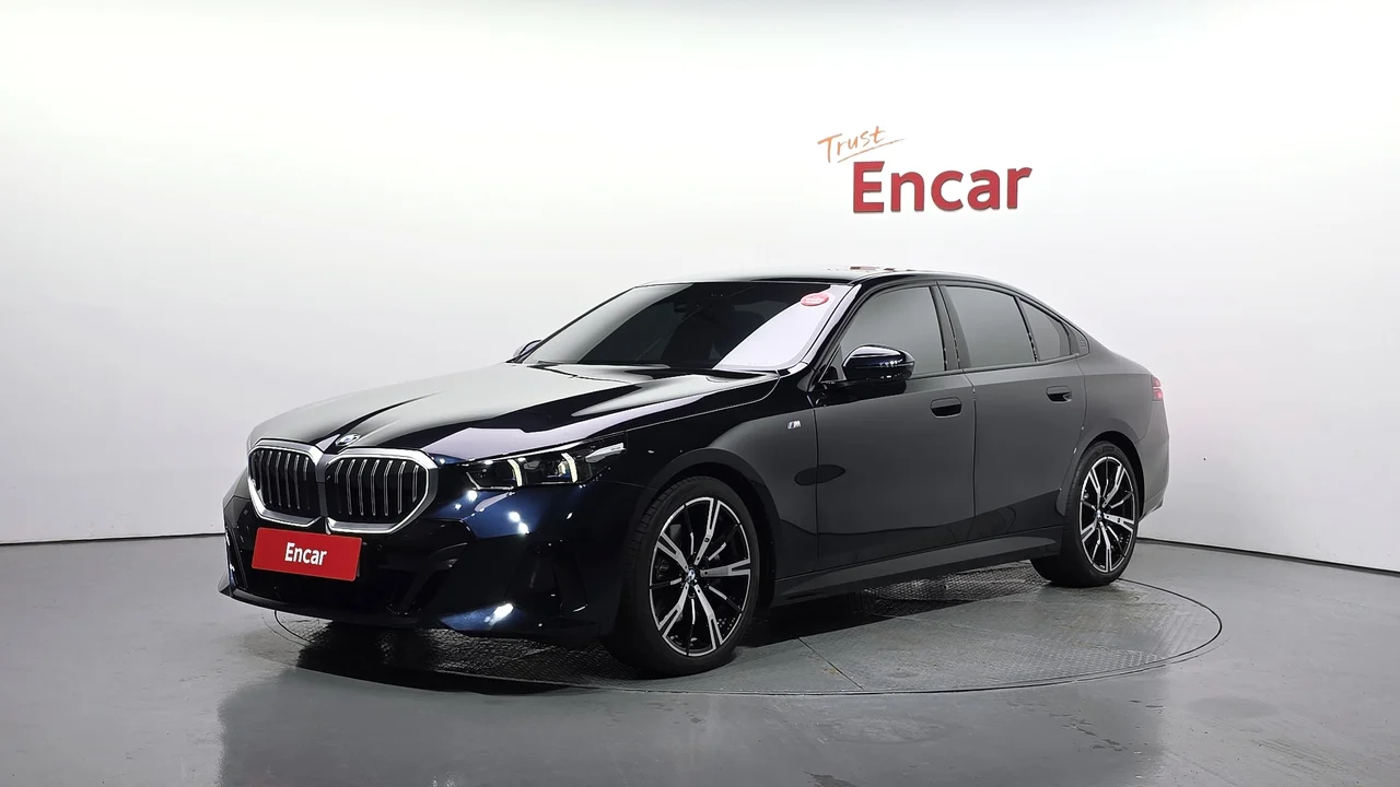 BMW 5-Series G60