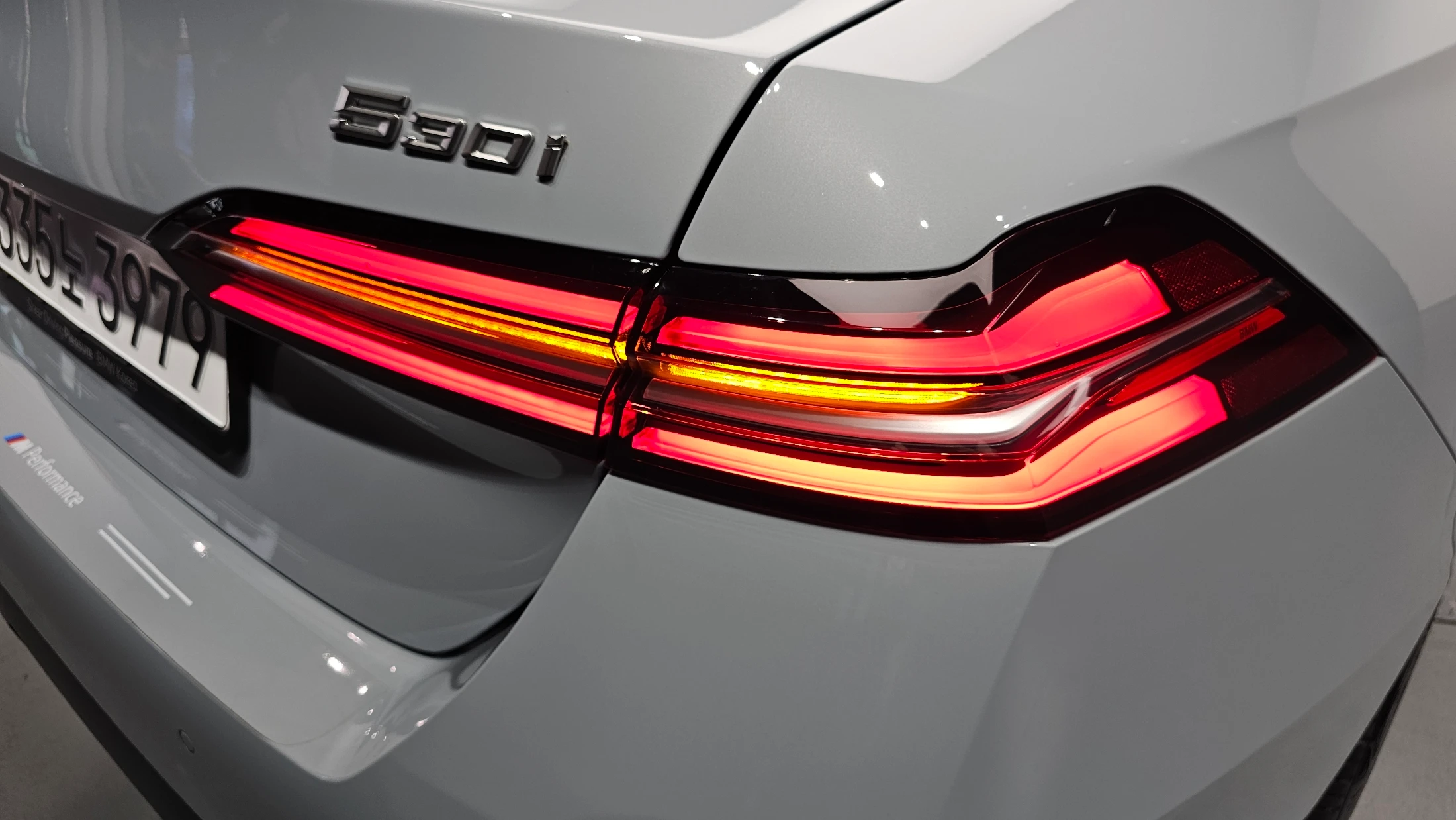 BMW 5-Series G60, 2025 — фото 24