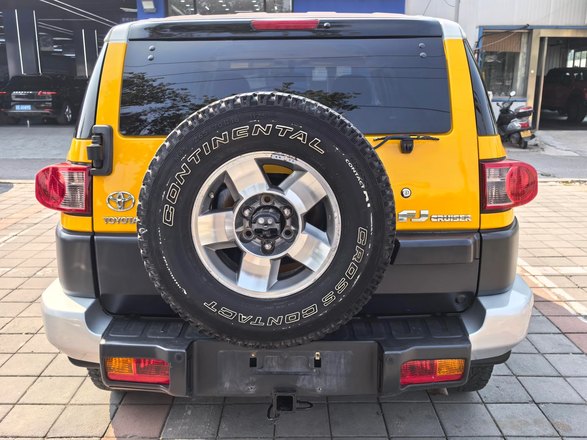 Toyota FJ Cruiser, 2010 — фото 16