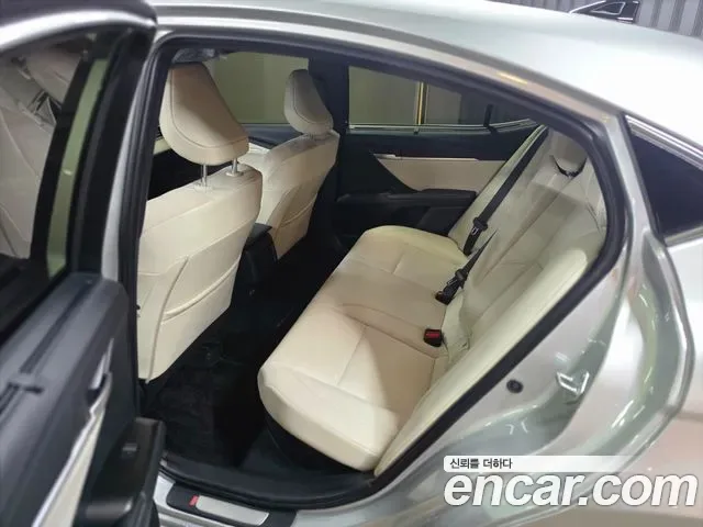 Toyota Camry xv80, 2025 — фото 11