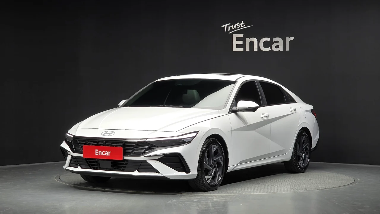 Hyundai Avante Hybrid (CN7)