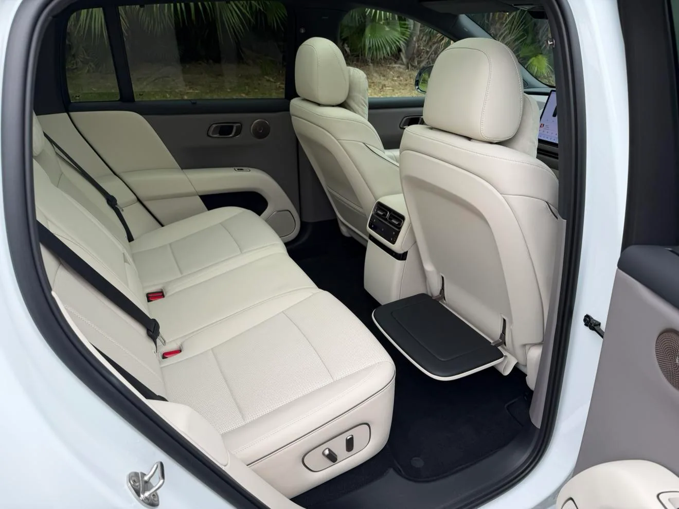 Li Auto ideal i6, 2025 — фото 11