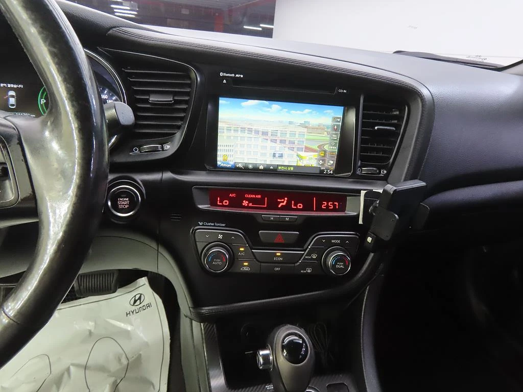 Kia K5 Hybrid, 2013 — фото 10